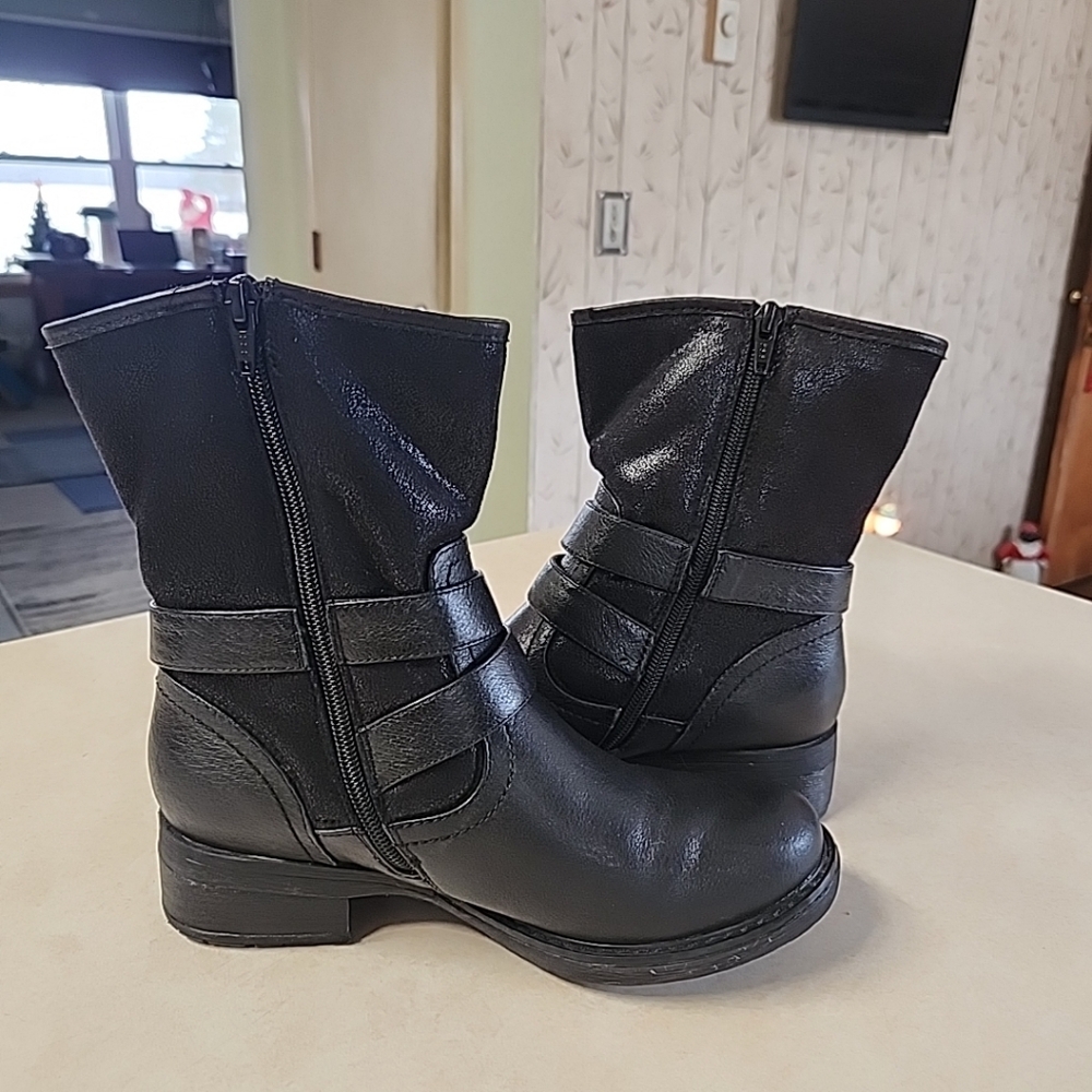 BearTraps Women's Winter Hailie Black Leather Boot Buckle Size 6.5 - Picture 7 of 10